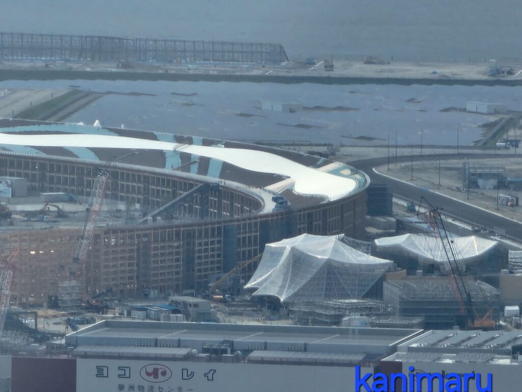 バブルの塔 開業直後から破綻寸前 あべのハルカスより高い1193億円のガラガラ超高層ビル「さきしまコスモタワー」