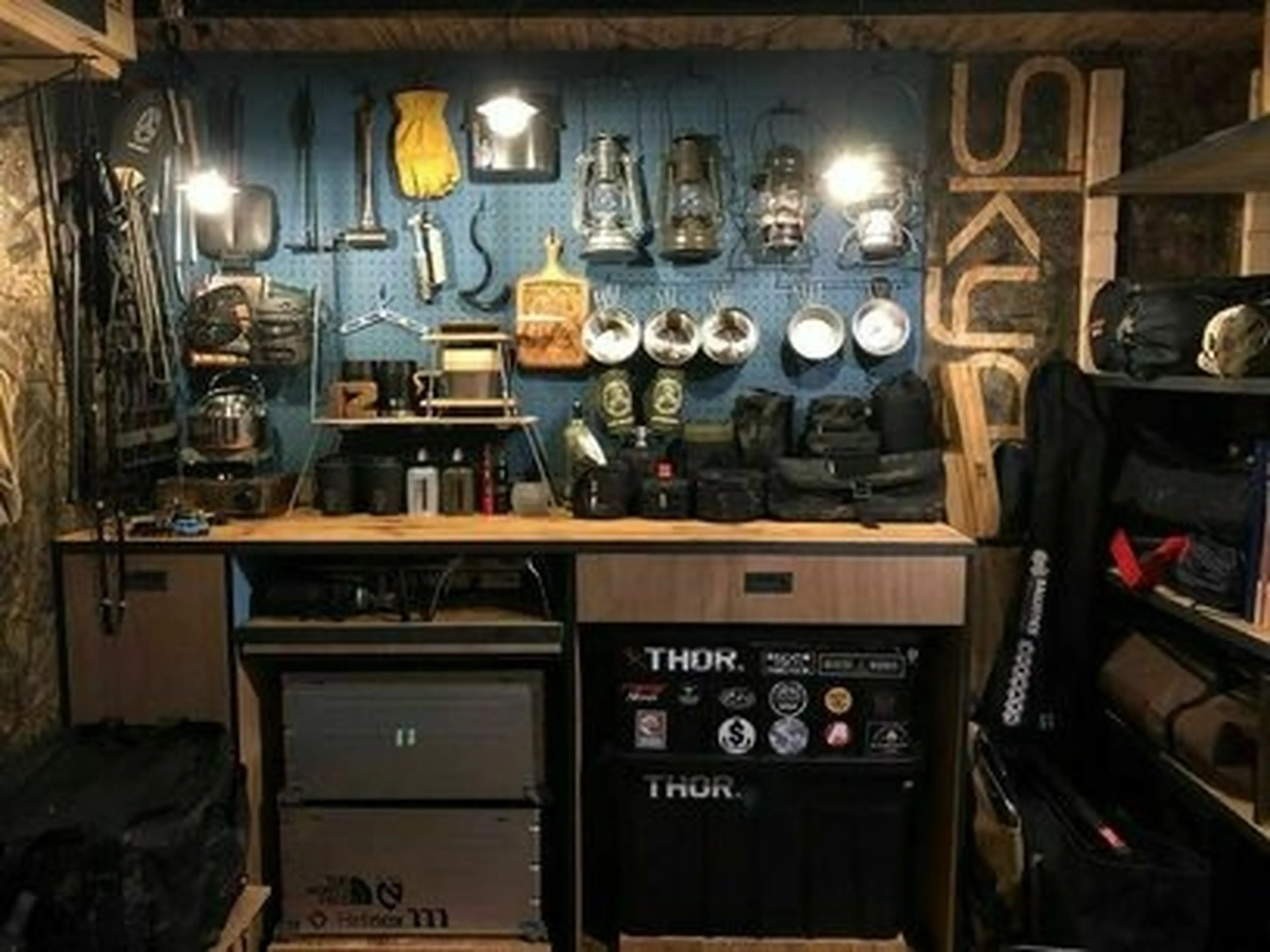 キャンプ道具の置き場がない 。ベランダ収納の自作キャンプ工学