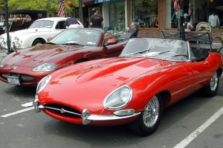 ジャガーXJ X350系アルミ・ボディにクラシカルな見た目 英国版中古車ガイドAUTOCAR