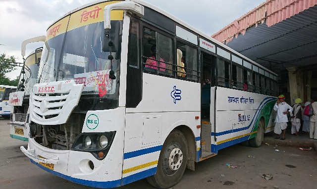 ジョードプルからウダイプルへの行き方！ バス 鉄道- けんたのぶろぐ