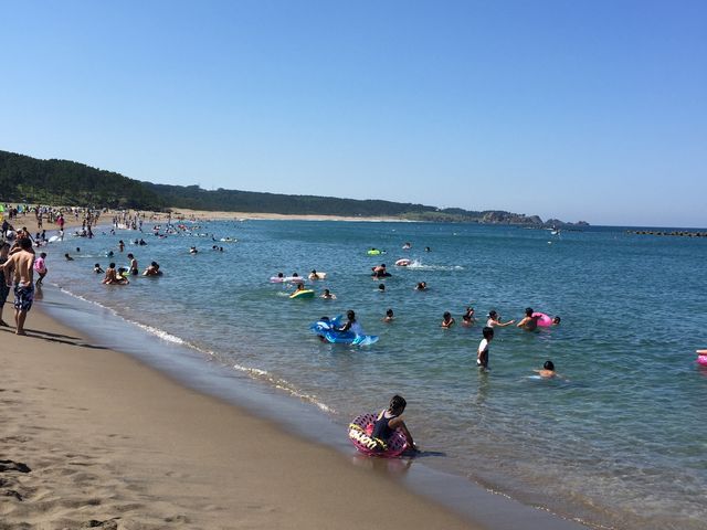 八戸白浜＆蕪島海水浴場ガイドと周辺の癒されスポット紹介 Hide and SeekSTOKED