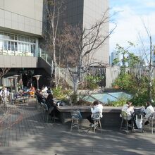 原宿「東急プラザ表参道」見どころ満載の交差点のランドマーク建築をレポートトーキョー建築トリップ