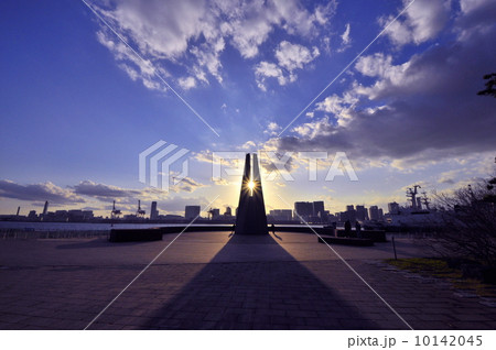 黄金の夕日 お台場海浜公園 takashiti55さんαcafe αの写真投稿サイトソニ
