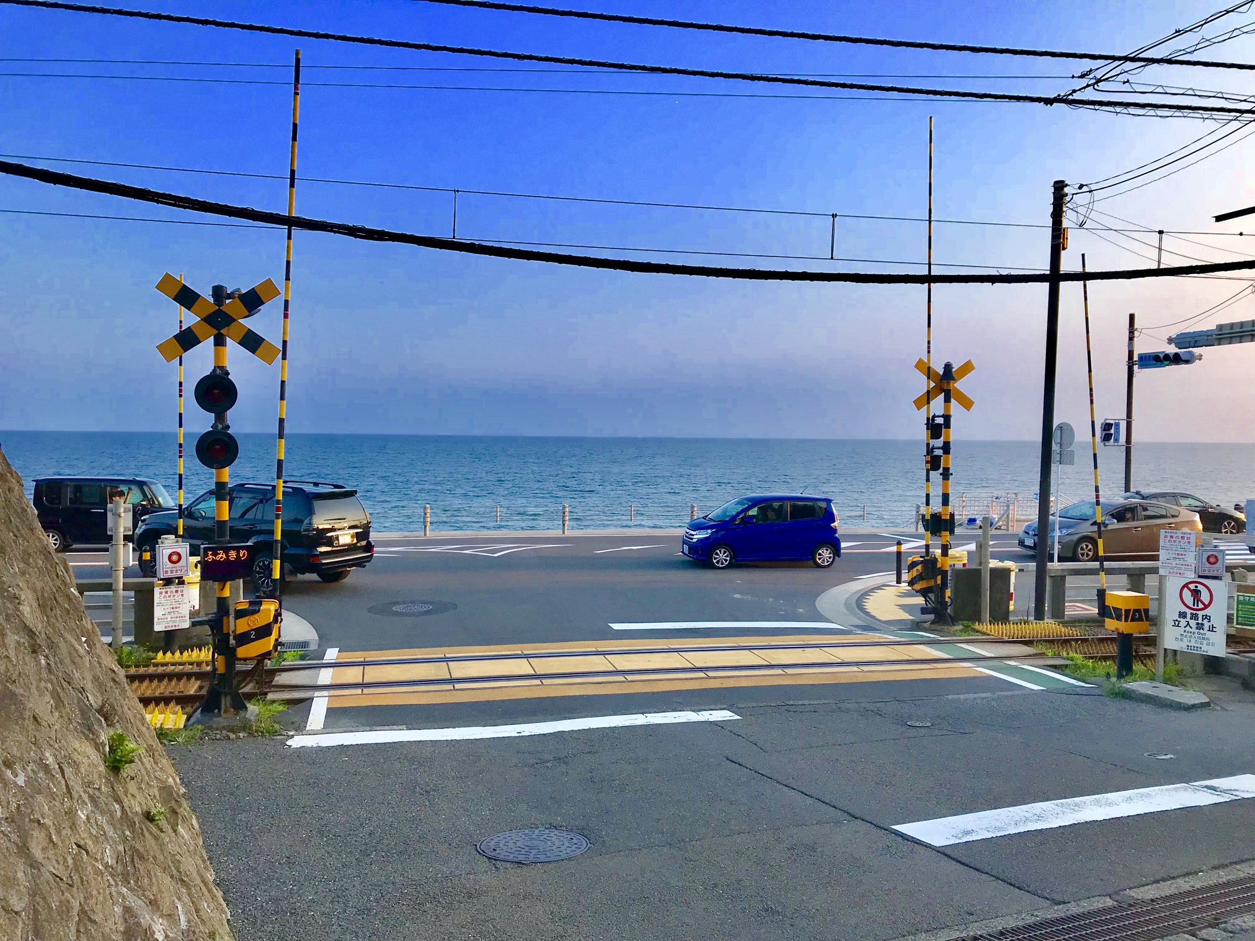 春の腰越駅～鎌倉高校前駅をおさんぽ！モデルコース江の島・鎌倉ナビ江の島・鎌倉エリア観光サイト