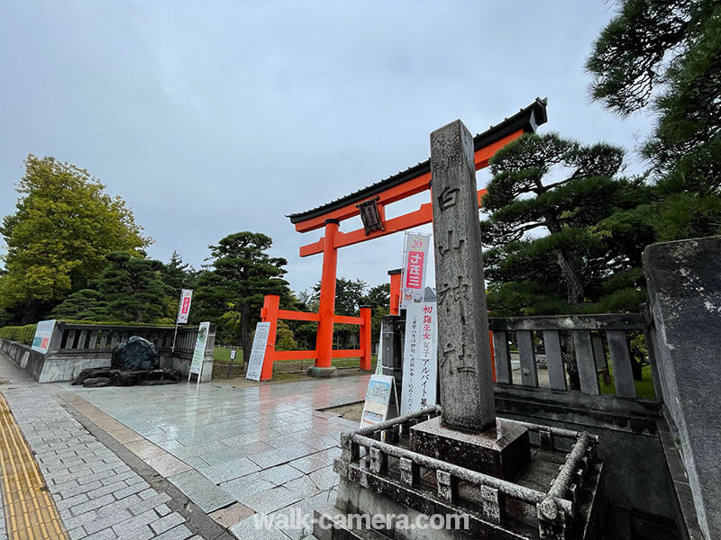 新潟総鎮守 白山神社。能登半島地震で被災した銅板屋根を修繕したい。 新潟総鎮守