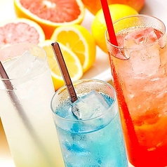 アジアンダイニング＆バー「アグラ」パスポートセンター地下１階。横浜発・チョコとグッチの放浪癖