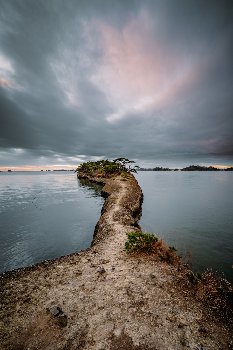 大須埼灯台 大須崎灯台の鐘と撮影スポット 恋する灯台 宮城県石巻市雄勝町大須 写真素材6848348-