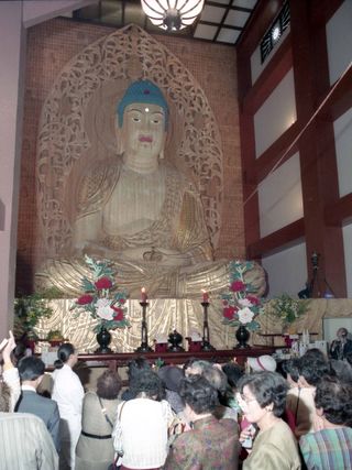 高岡大仏を観光駅から徒歩での行き方 見どころ・所要時間