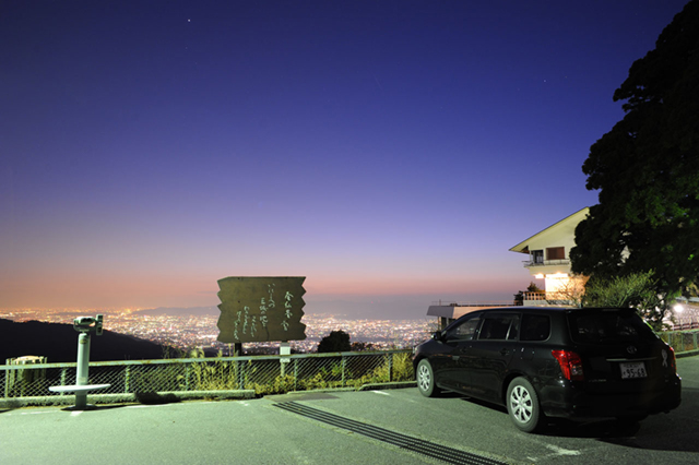 夜の比叡山を巡るバスツアーで1000万ドルの夜景を満喫 京都 滋賀