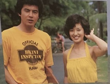 山口百恵さん三浦友和さん新婚旅行出発会見TikTok