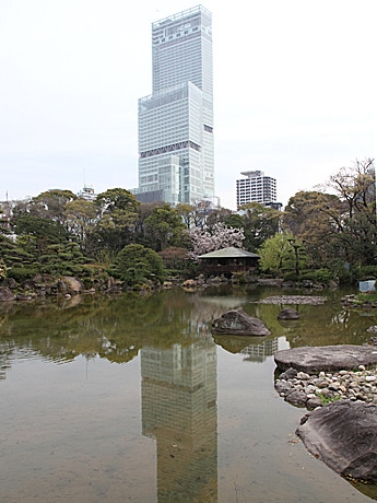 通天閣とあべのハルカスを同時に眺められるちょっとしたスポットホームページ制作 大阪 改築工房 ブログ