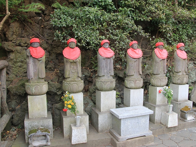 京都市地下鉄東西線六地蔵駅 ホームメイト