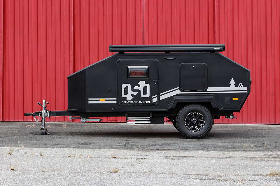 小型キャンピングトレーラーはお手軽サイズで入門用に最適。おすすめのモデルも紹介キャンピングカーの新車・中古車販売デルタリンク