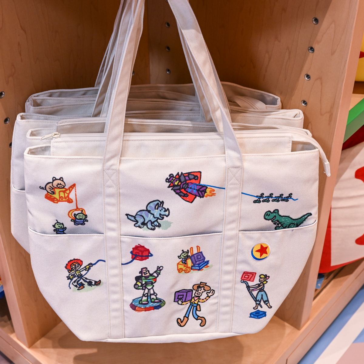 ホテル内ショップ「ギフト・プラネット」限定！東京ディズニーリゾート・トイ・ストーリーホテルグッズ・お土産