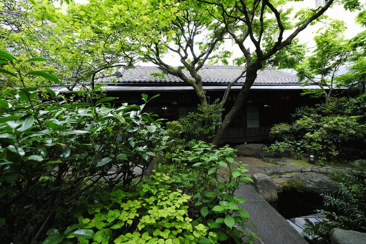 水月ホテル 鴎外荘東京小唄・清元・三味線教室