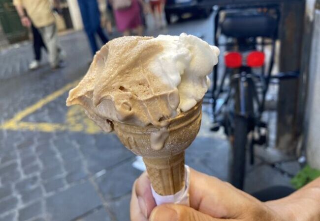 スペイン広場ローマ- Wikipedia