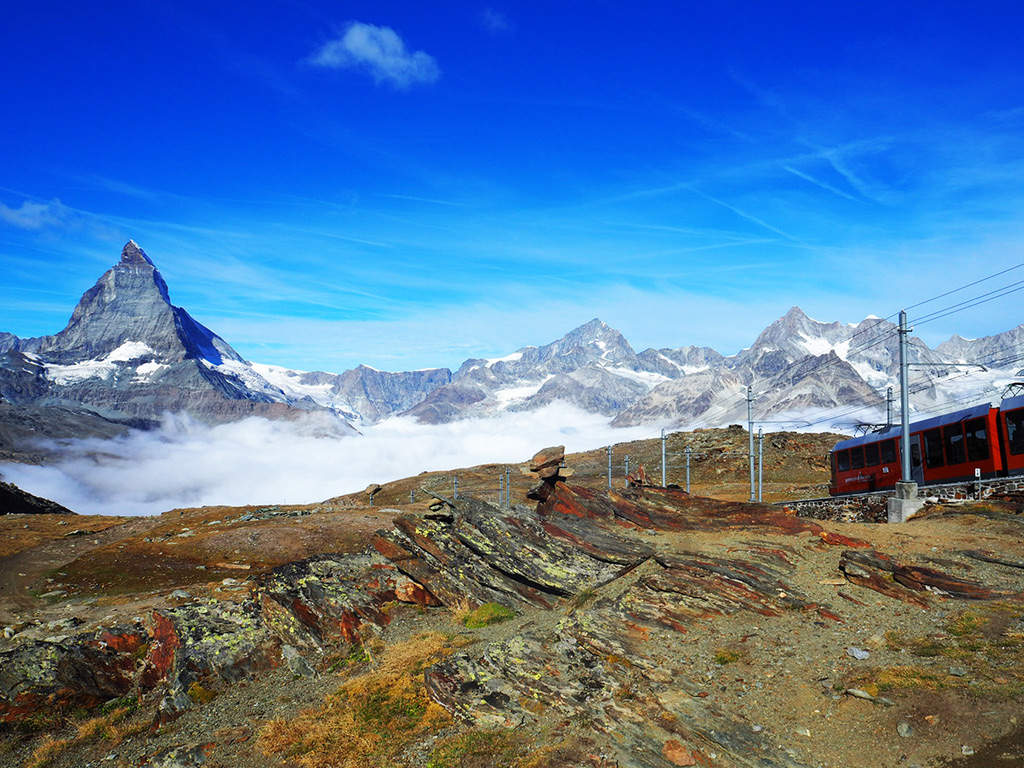 スイス旅⑩ 標高3131mのゴルナーグラート展望台でマッターホルンを眺める！-フリーランス女子の旅とグルメのブログ