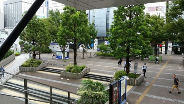 新横浜駅JR横浜線から新幹線の乗り換え時間は何分何秒？行き方は