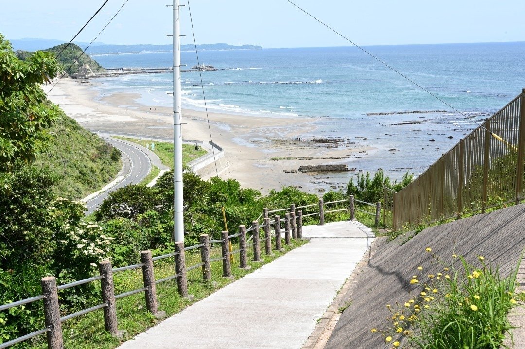 GPS時代に灯台は今も必要？観光スポットだけじゃない、知られざる現代の役割と魅力 - 週末はじめました