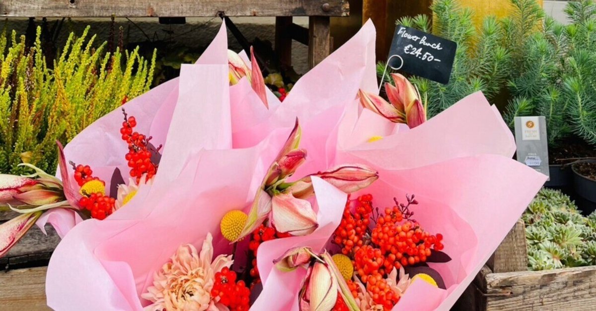 海外のバレンタインは男性から女性に花を贈るって知っていますか？ フラワーバレンタインフラワージョースターPAPFJO池尻大橋ドライフラワーカフェビストロワークショップ