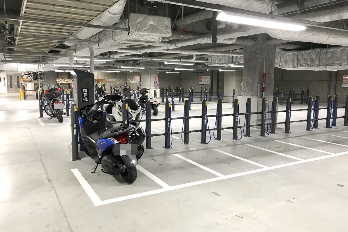 大阪梅田ツインタワーズ・サウス 21階 1056坪大型ビル貸事務所