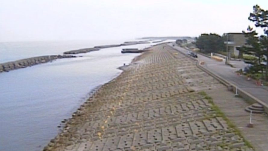 境海岸 ヒスイ海岸宮崎漁港のライブカメラ-富山県朝日町ライブカメラHUB