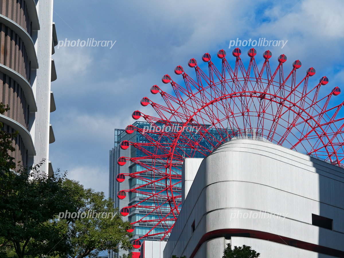 梅田のシンボル・赤い観覧車の裏側に潜入！2022年12月阪急沿線おしらべ係 │ 阪急電鉄株式会社