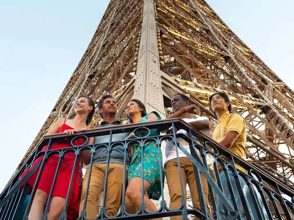 展望台から絶景を！憧れのパリのシンボル“エッフェル塔”を満喫しようるるぶ&more