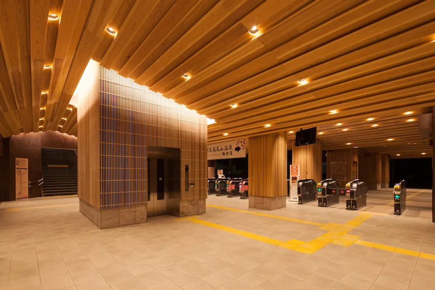 高尾フモト探訪① 〜高尾駅から高尾山へ、甲州街道ぶらり街歩きのススメ〜 – 高尾フモト同盟