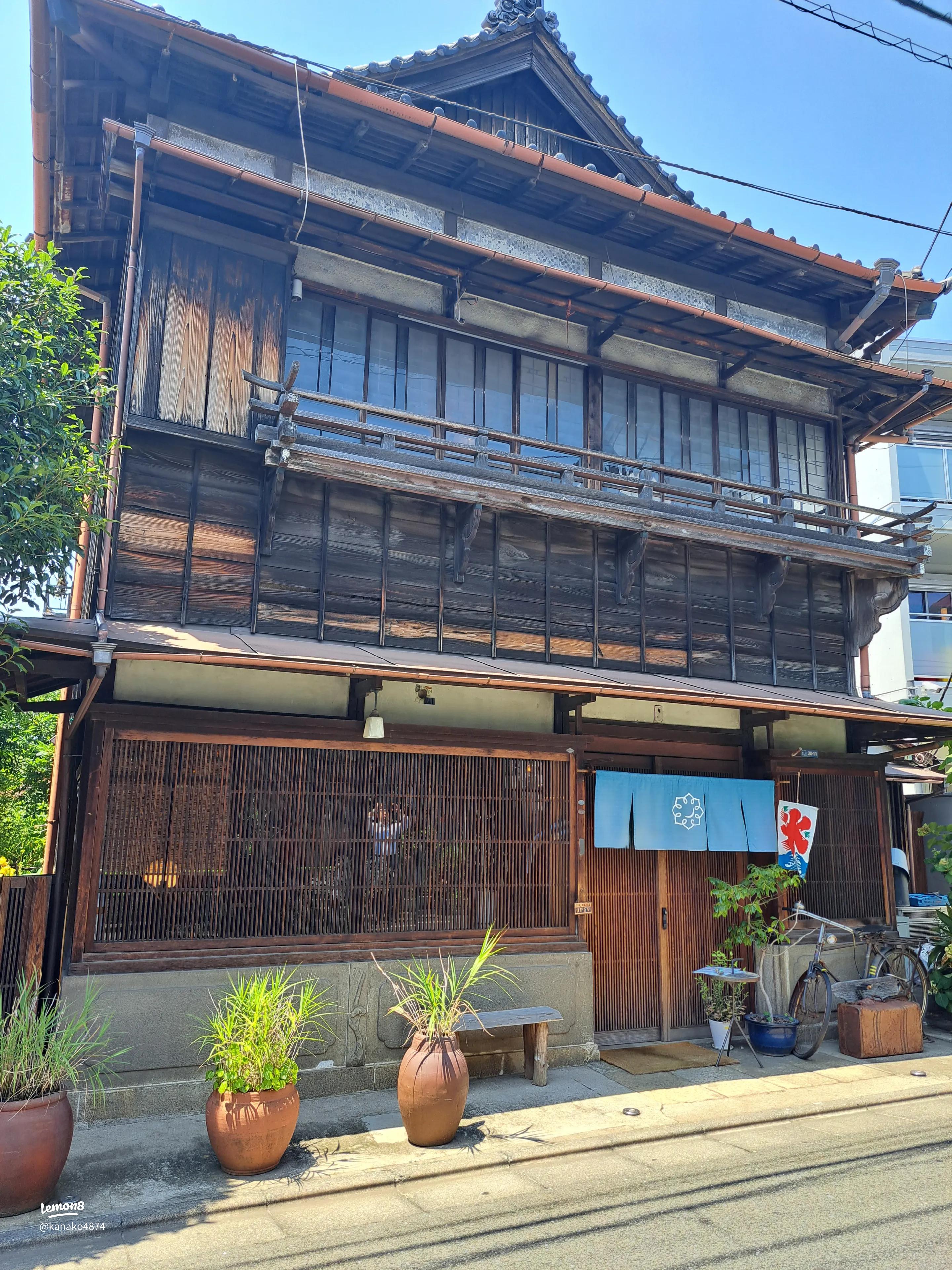 筥崎宮近くの古民家風隠れ家カフェ「かどの」の魅力