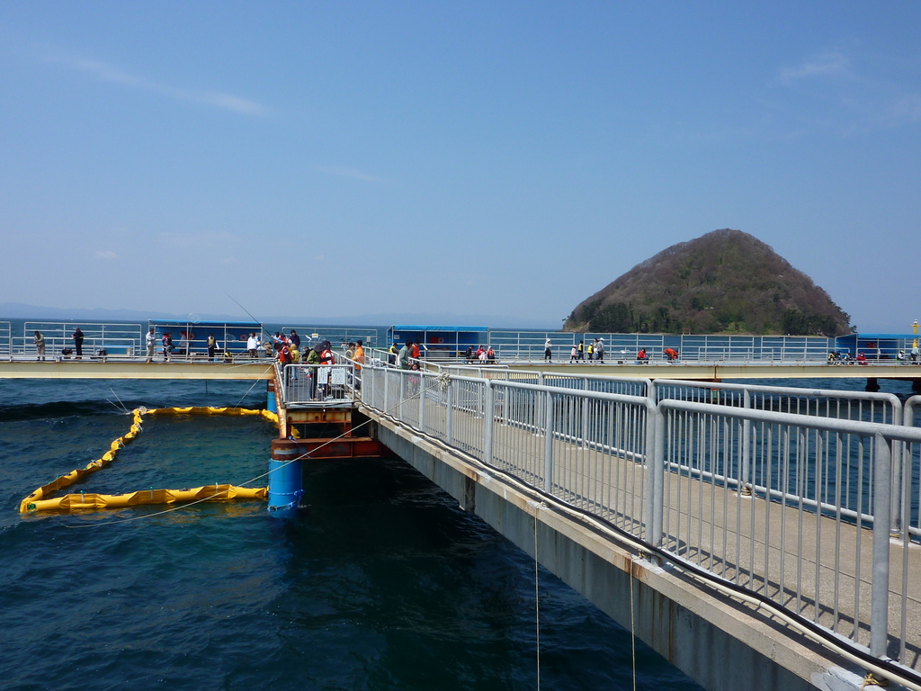 浅虫海づり公園観光する浅虫温泉 青森の自然も楽しめる温泉