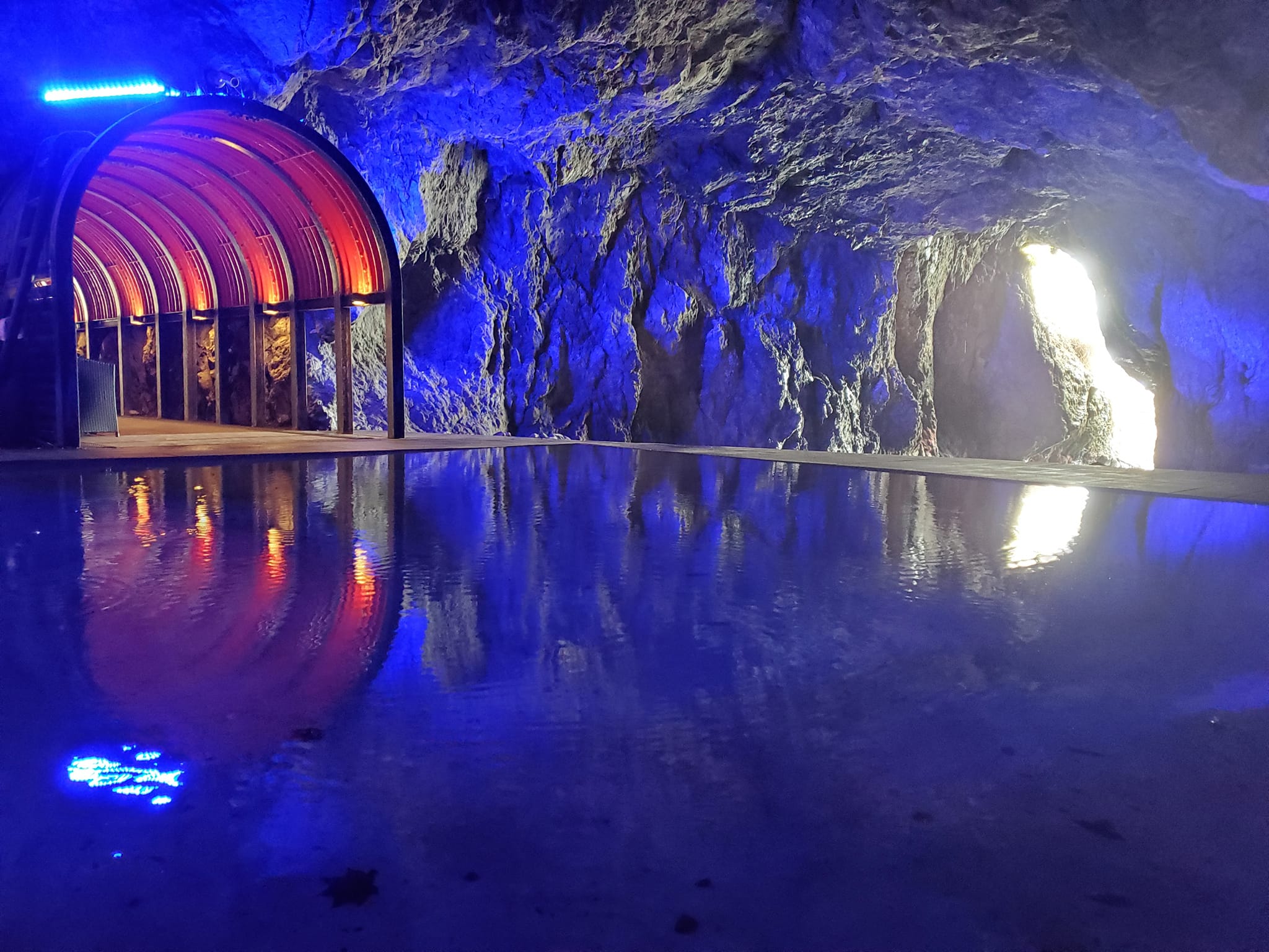 能登 聖域の岬・青の洞窟の口コミと行ってみた感想1500円は高い？ - 雨日和金沢