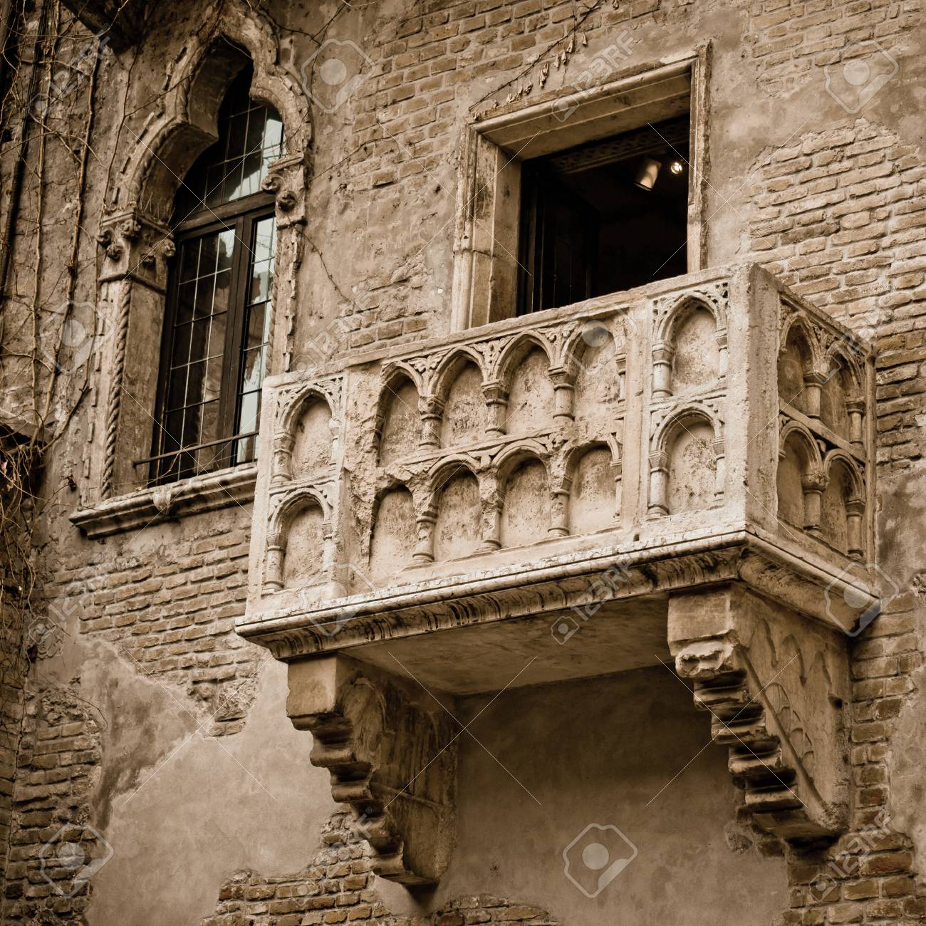 イタリア 「ロミオとジュリエット」の舞台 世界遺産ヴェローナの見どころ11選ヨーロッパ旅ガイド ～個人旅行のしかた～