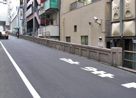 まさにトレインミュージアム！下御隠殿橋 日暮里 は約20種類もの電車が見れるスポット。パパ鉄ノート