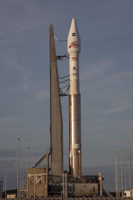Atlas 5 launch caps
