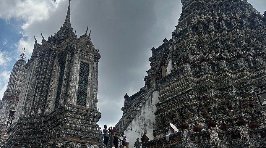 ワット・アルンへ行ってきた！行き方・見どころ・所要時間徹底ガイドタイバンコク - 旅行ブログオハヨーツーリズム