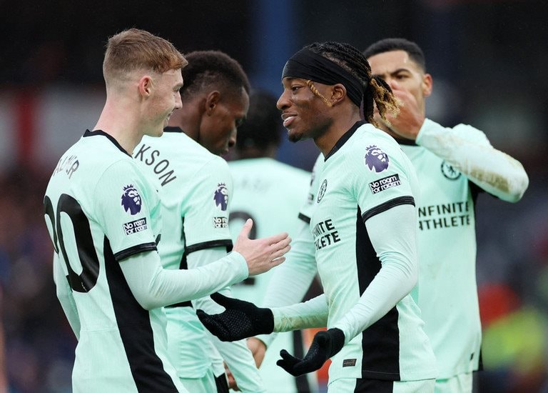 アストン・ヴィラ、ルートン・タウンからロス・バークリーを獲得 - スポーツナビ