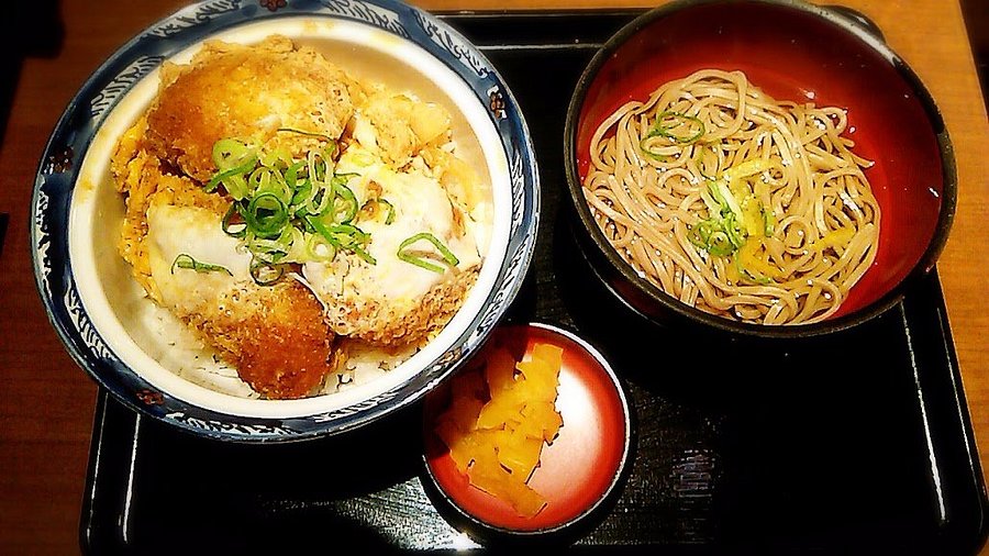 サカナノバーガー 名古屋セントラルパーク店 - 久屋大通