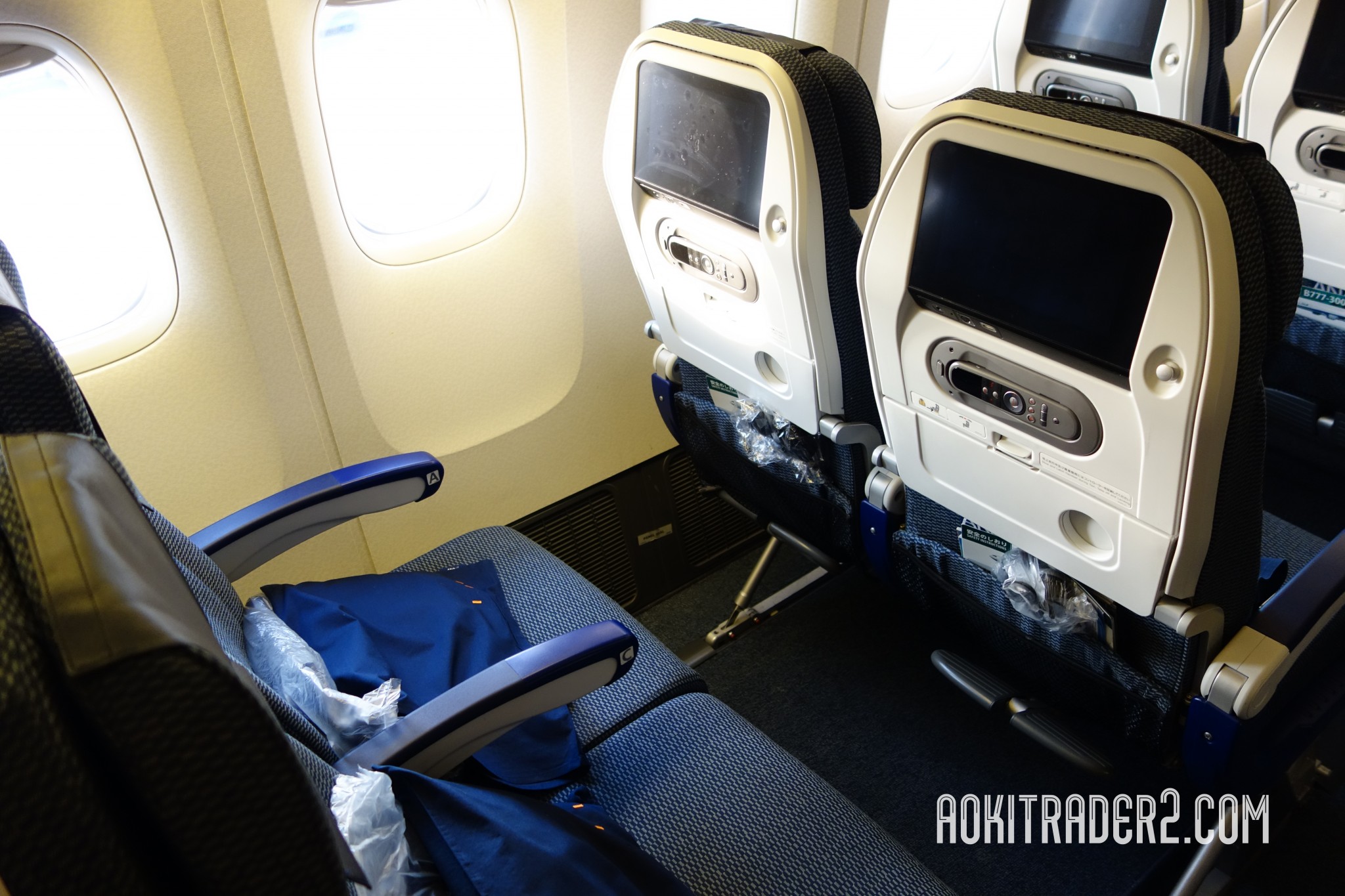 特集 JALの新国際線機、エアバスA350-1000 “リクライニング済み”のエコノミークラス編 -