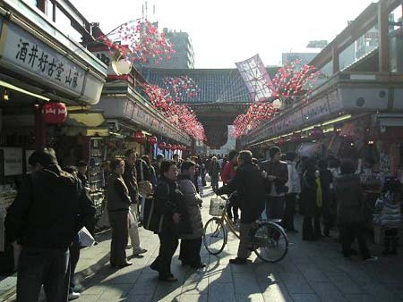 東京都で人気の商店街」ランキングTOP10！ 1位は「浅草 仲見世商店街」 2022年12月版1 5人気スポット