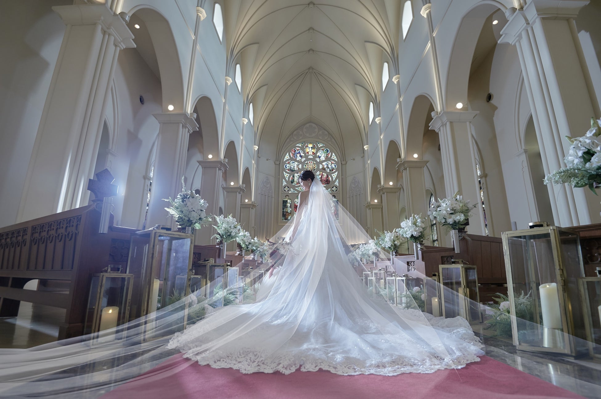 大阪の人気チャペルで挙げる、挙式さながらのフォトウェディング