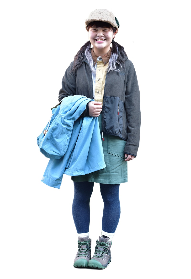 バーベキューでスカートはNG？男女別服装・コーデおすすめ42選！キャンプ・アウトドア情報メディアhinata