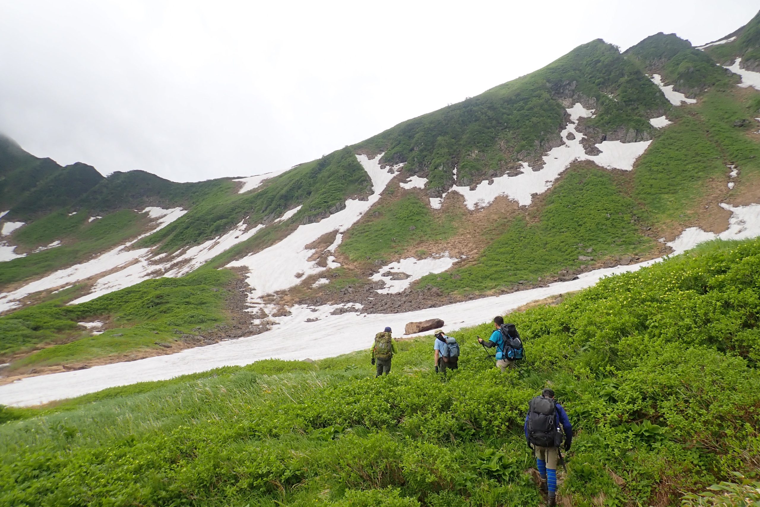 プロガイドが教える カムイエクウチカウシ山の登り方