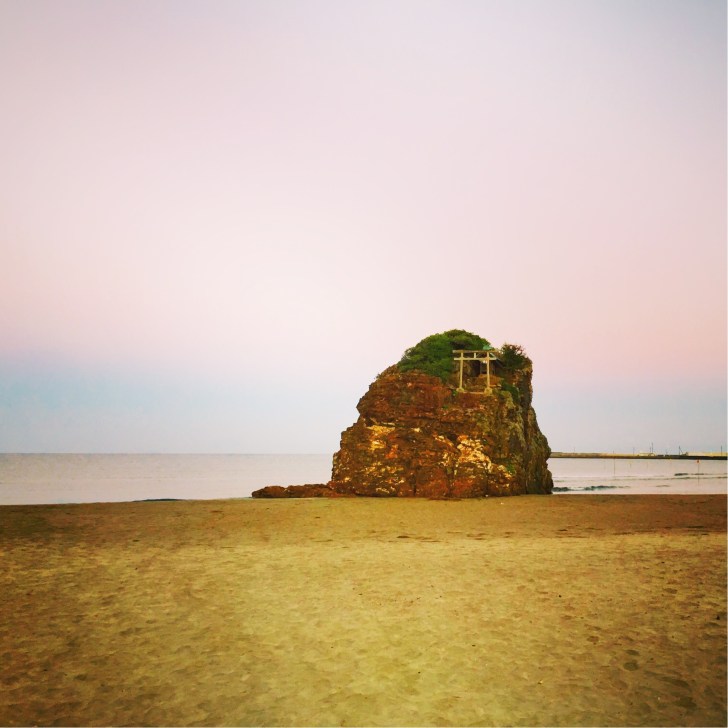 稲佐の浜に沈む夕日の写真・画像素材-Snapmart スナップマート