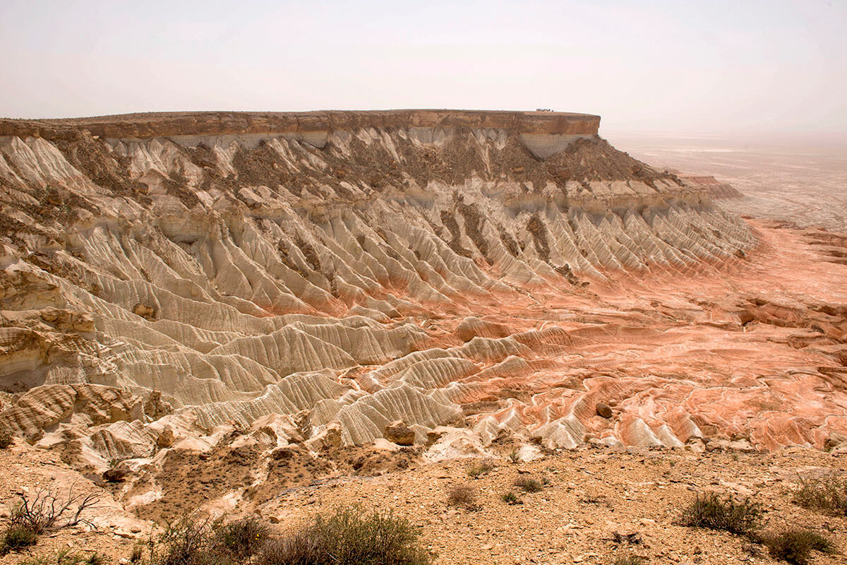 トルクメニスタンの絶景・ダルヴァザ「地獄の門」へ。治安やビザ、見どころなどの観光情報を徹底ガイド - OnTrip JAL