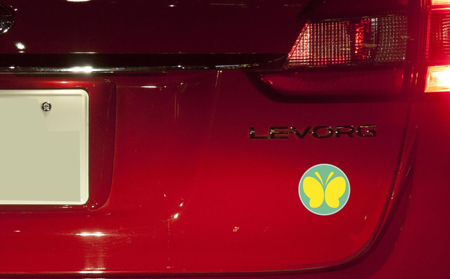 車に貼るマーク「若葉・四つ葉のクローバー・蝶々」等の意味KINTO