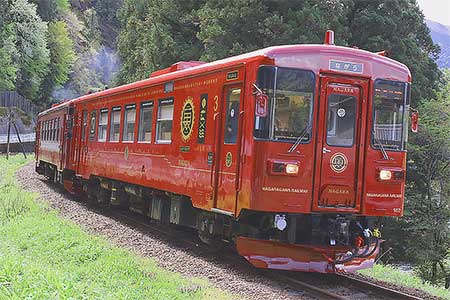 長良川鉄道 観光列車「ながら」に乗ってみた！ - ぐるっと白山