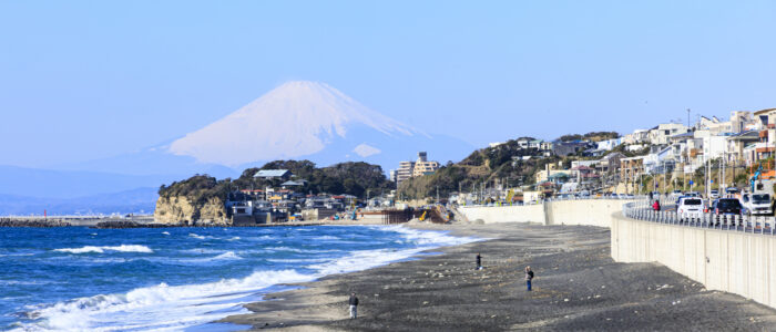 七里ヶ浜 七里ヶ浜海岸鎌倉の景色と風景・町並み by鎌倉PRESS