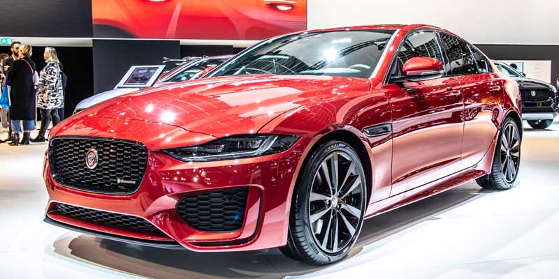 美しくて速いジャガーXJが300万円台から狙える！中古車All About