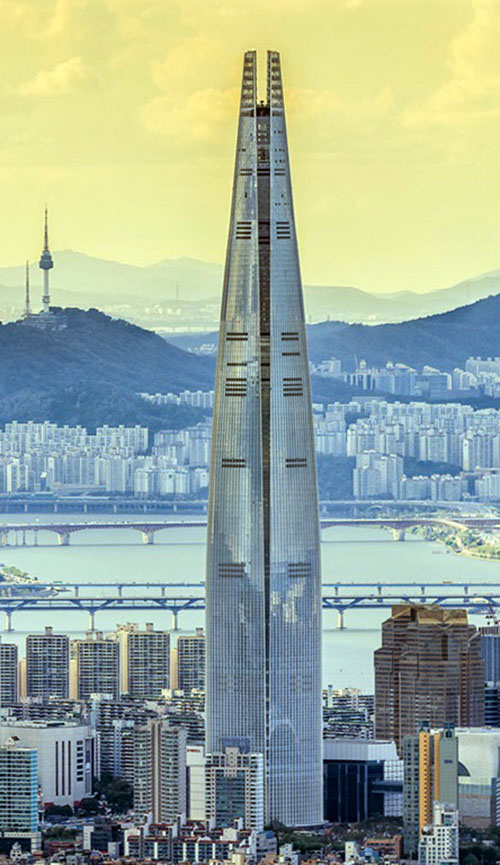 韓国一の超高層ビル・ロッテワールドタワー、５５５ｍに完成